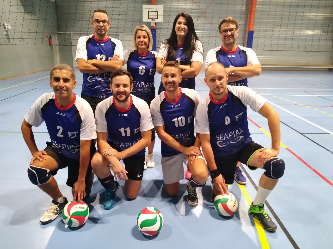 Volley-Ball - Équipe 4 : Loisirs - 2022/2023 - étendard de la Talaudière